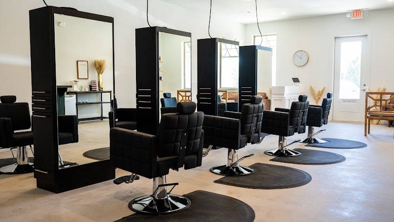 Saint Beauty Bar photo 2 - beauty in DFW, TX
