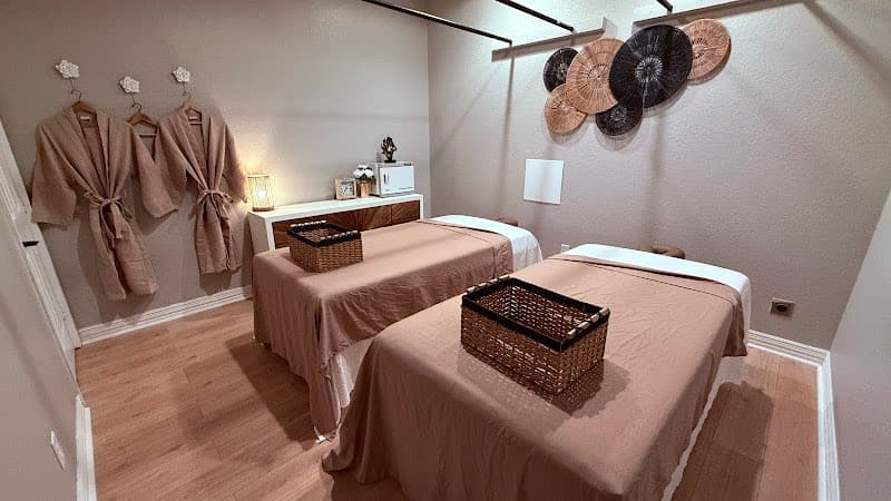 Deluxe Thai Massage & Wellness cover photo - beauty in DFW, TX