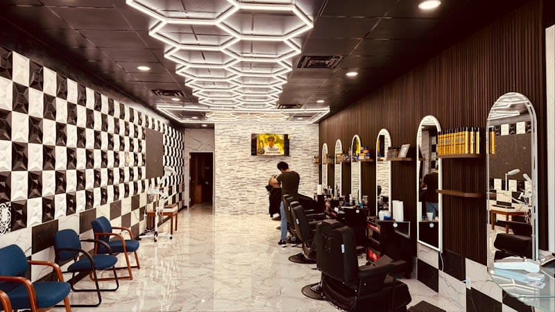 The Crown & Blade Barbershop حلاق عربي in Richardson