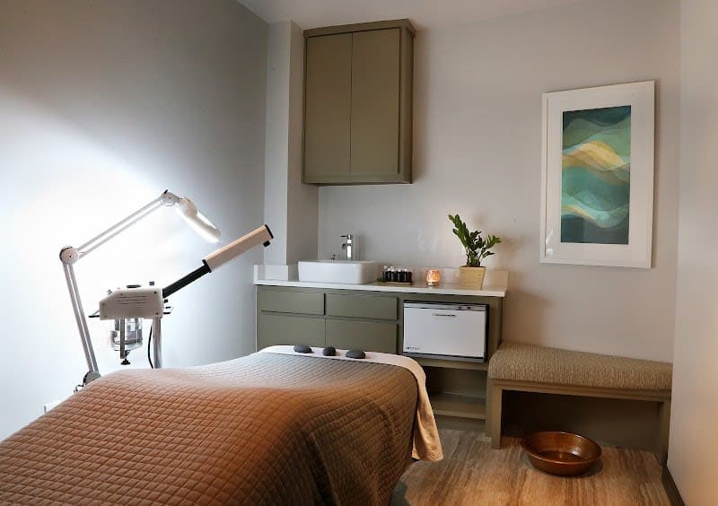 Hiatus Day Spa • Med Spa cover photo - beauty in DFW, TX