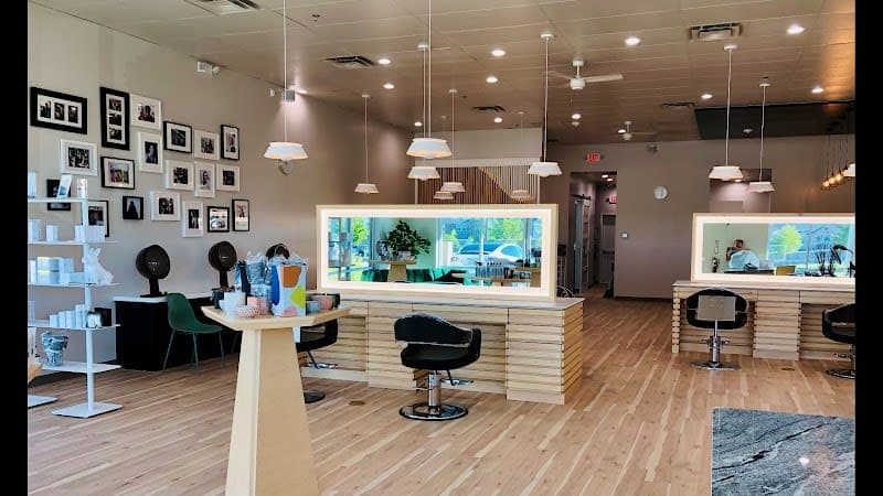 Jovie Salon cover photo - beauty in DFW, TX