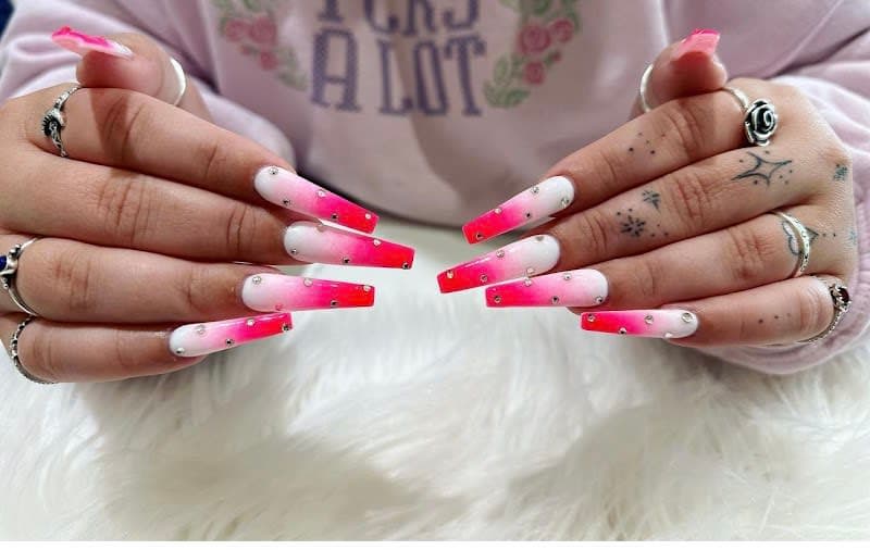 Hi-End Nails in Allen