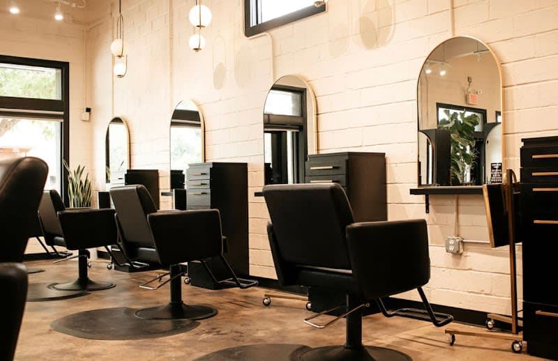 Salon NV cover photo - beauty in DFW, TX