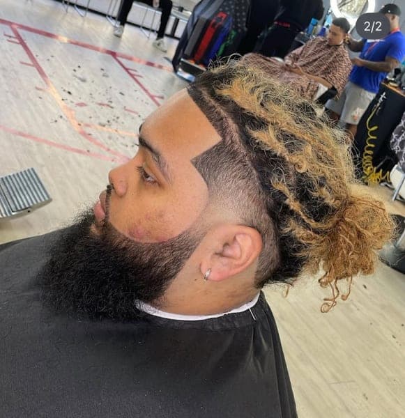 Adrins Xclusive Barber Lounge in Addison