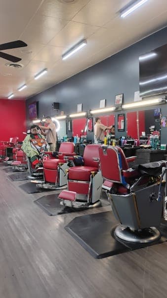 Enis 5 Star Barbershop in Carrollton