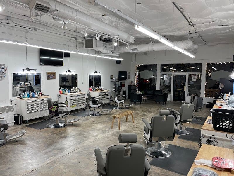 Elm Street Barber Lounge in Carrollton